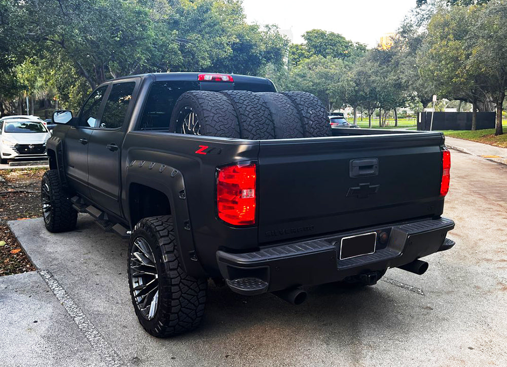 Silverado 2500/3500HD (2015-2019) PRO-POPPED Reverse Pocket Fender Flares
