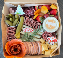 Medium Charcuterie Box